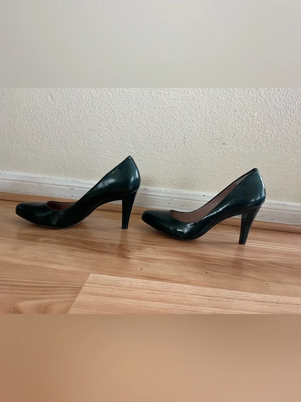 Vince Camuto Women's Patent Pointed-Toe Pumps in Deep Green